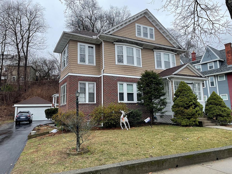 1st image of 51 Richmond Ave #1