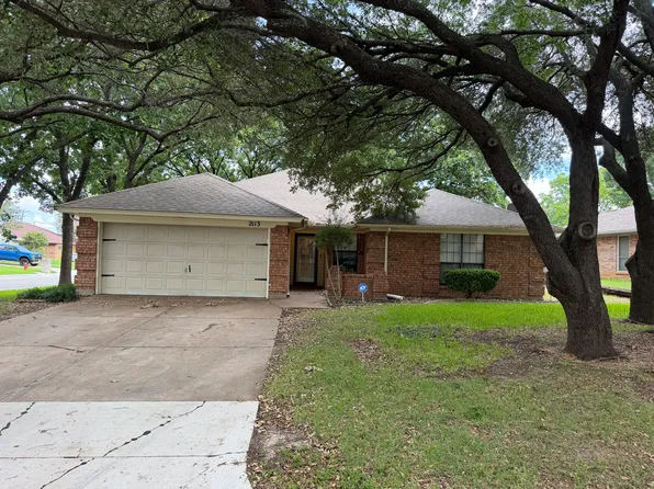 2113 Atlas Ct, Grand Prairie, TX 75052