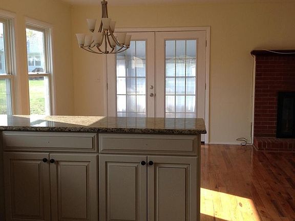 5th image of 7 Porlamar Ct