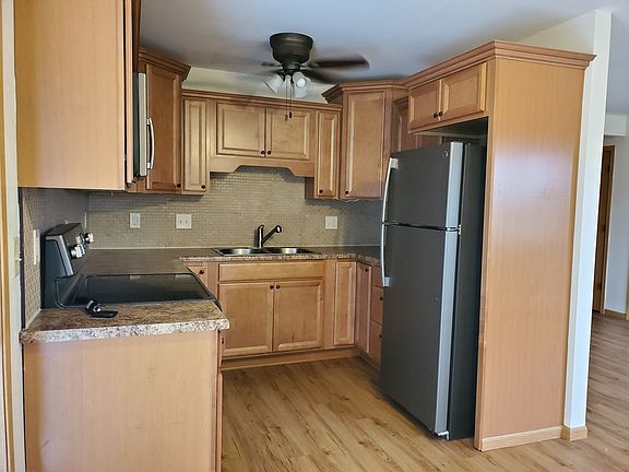 5th image of 1501-1505 E 25th St #1505-D