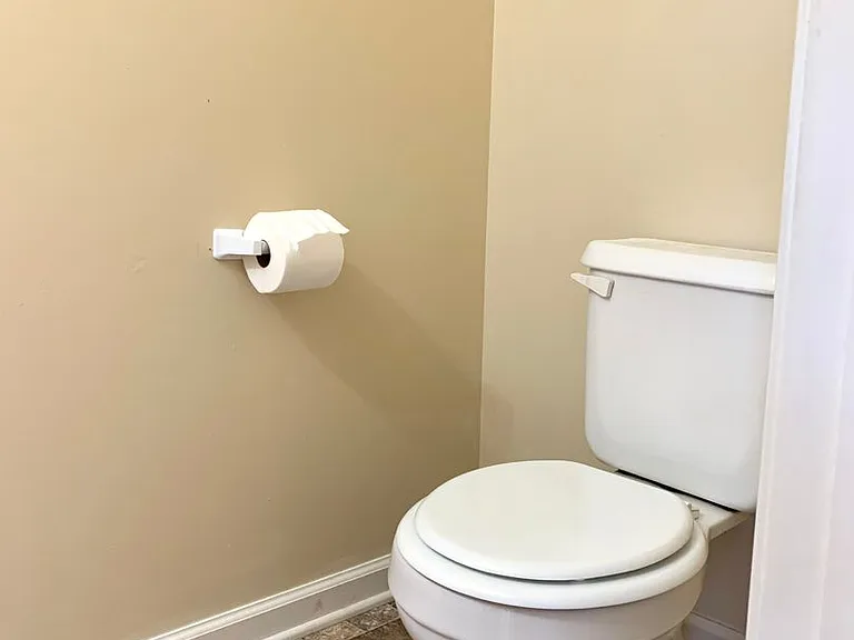 811 Flyer Ct — Photo 9