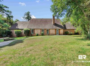 106 River Oaks Cir, Daphne, AL 36526