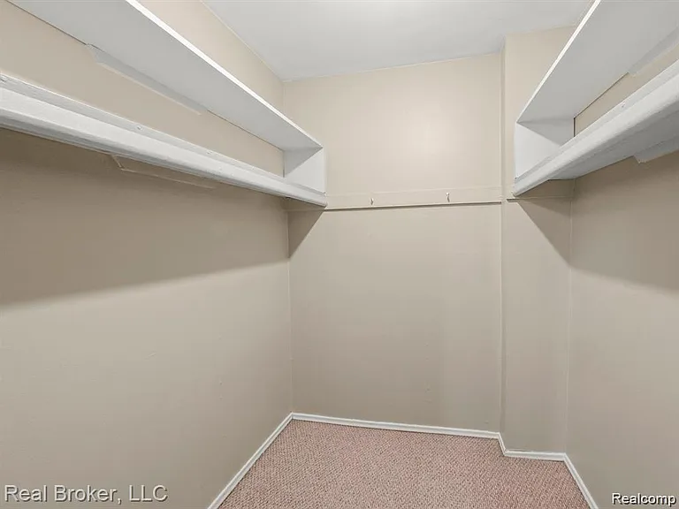 4905 Crooks Rd #A5 — Photo 14