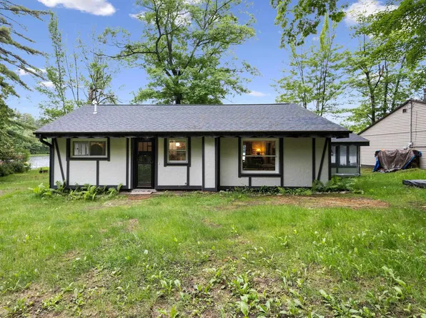 W9116 S Lundgren Lake Rd, Pembine, WI 54156