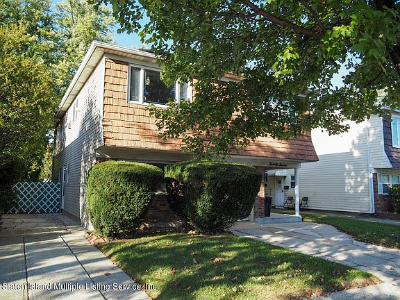 2nd image of 27 Carnegie Ave