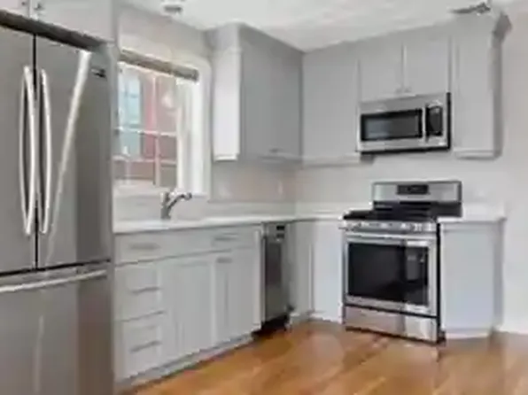 23 Cross St, Somerville, MA 02145