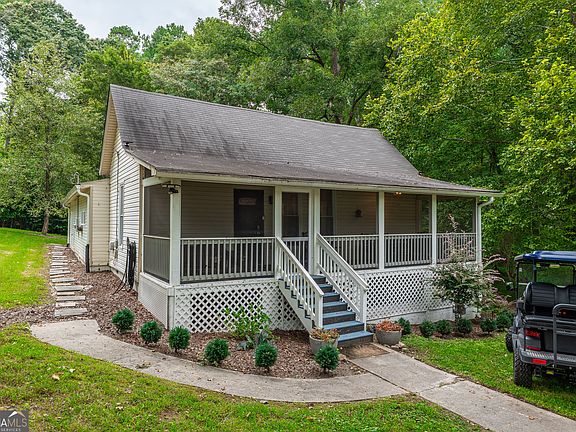 2nd image of 4481 McLain Cir