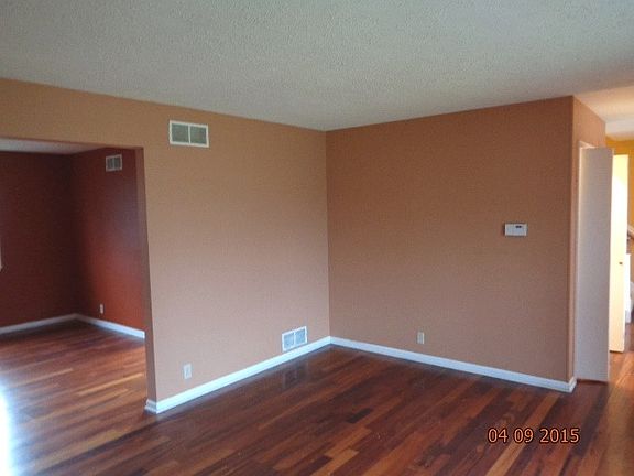 4th image of 911 Madiera Dr
