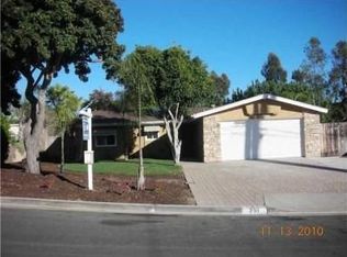 751 Galaxy Dr, Vista, CA 92083