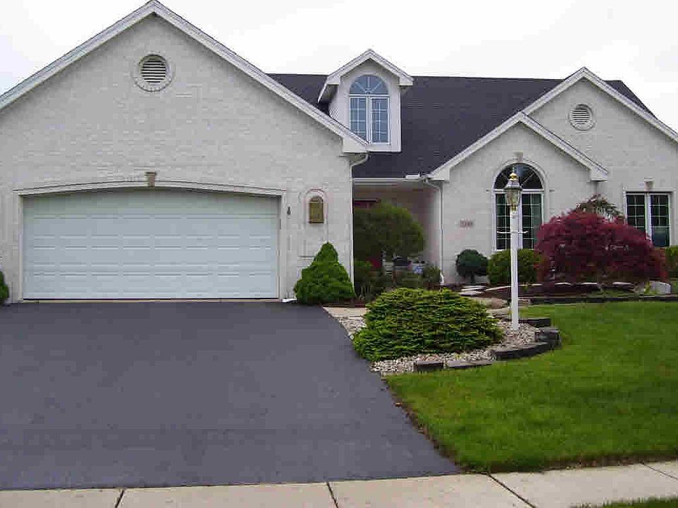 1st image of 7293 Hidden Valley Dr