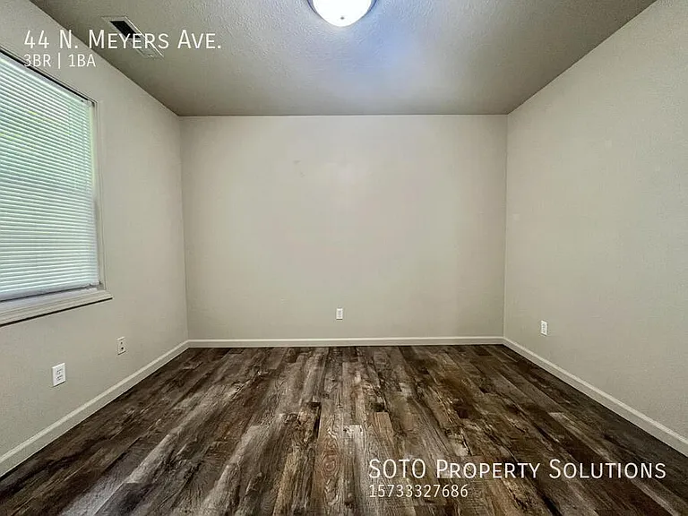 44 N Meyers Ave — Photo 13
