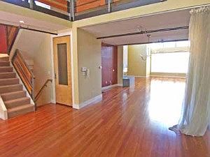 Dining :: 719 Clementina B