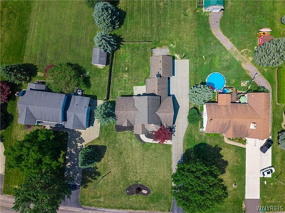 3rd image of 3464 E River Rd