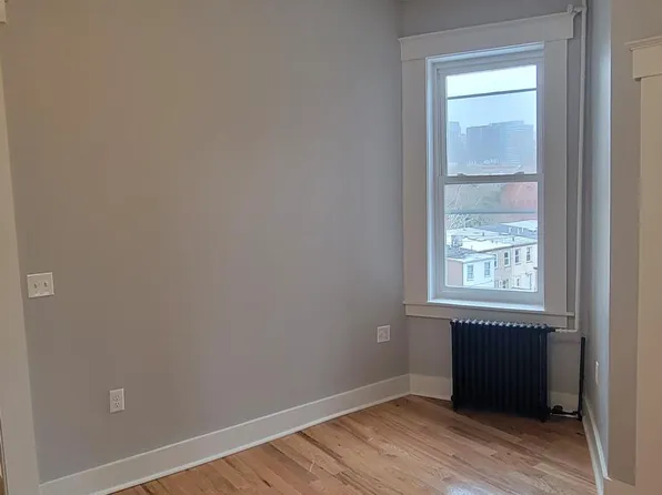 284 3rd Street image 8 of 17