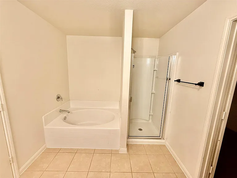 2407 Seabourne Trails Rd — Photo 8