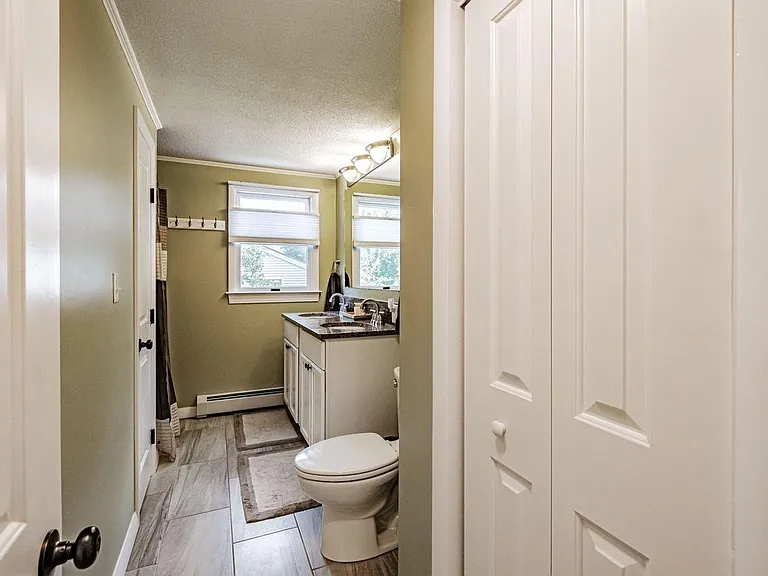 169 Holm Ave — Photo 6