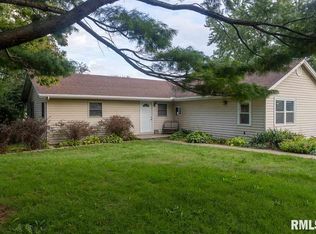 11738 N Riverview Rd, Chillicothe, IL 61523