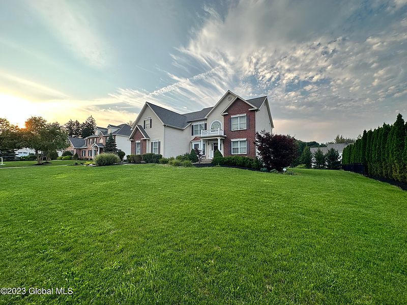5th image of 213 Brittany Place