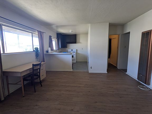 2nd image of 821 Olive Ave APT 6