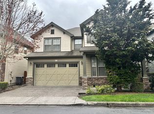 6434 NE Woodview Dr, Hillsboro, OR 97124