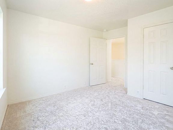 5th image of 11023 Dellrose Crossing Dr