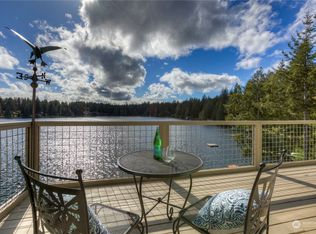 2131 E Mason Benson Rd, Grapeview, WA 98546