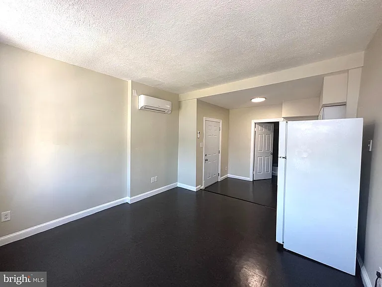 64 W Antietam St #7 — Photo 12