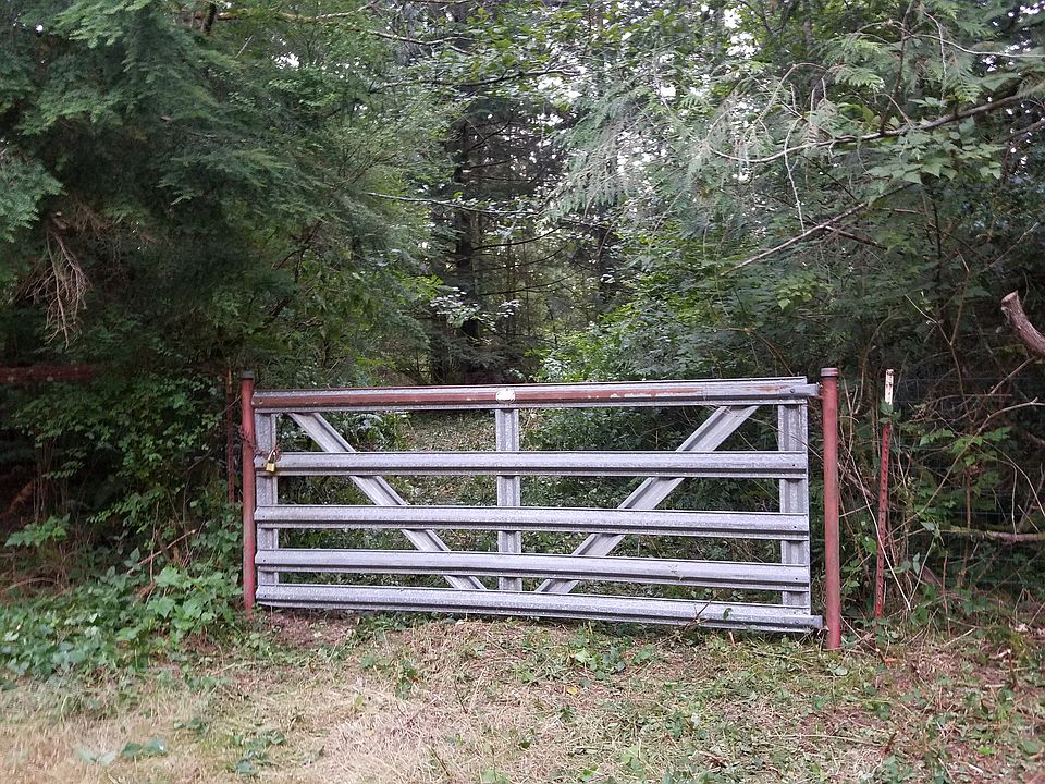 2nd image of 7345 Moon Valley Rd SE