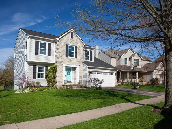 1093 Creekview Dr, Marysville, OH 43040