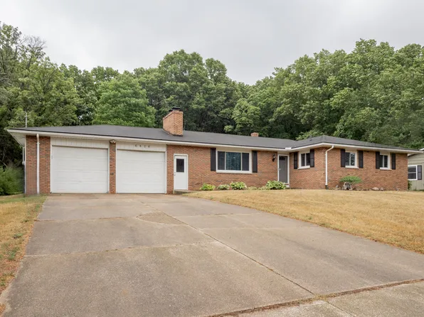 6826 Springbrook Ln, Kalamazoo, MI 49004