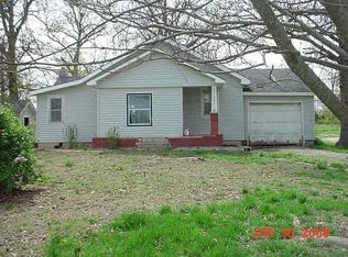 29169 Pacific Dr, Lebanon, MO 65536