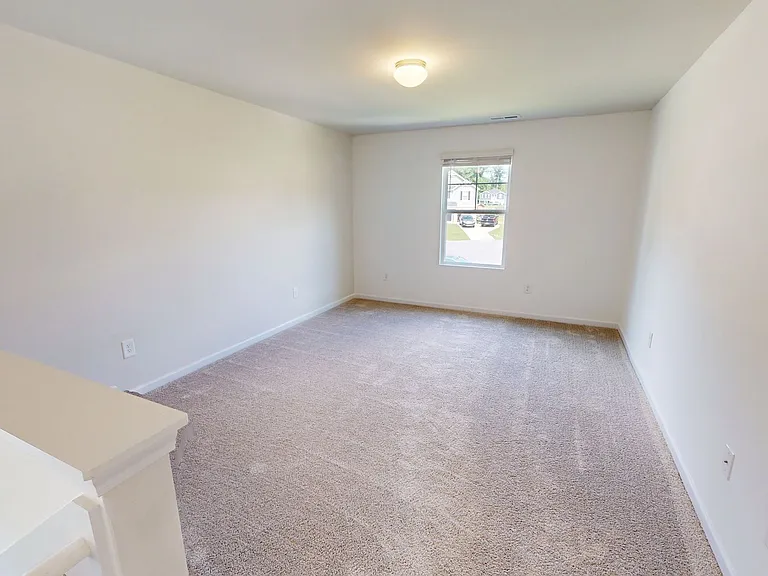 517 Phoenix Ln — Photo 12