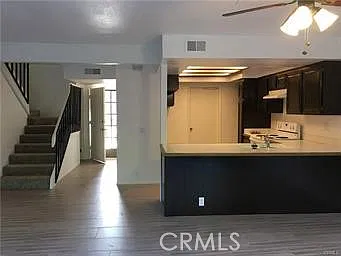 2 bed, 1.5 bath, 1192 sqft, $3,500 — Photo 2