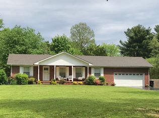 220 Springwell Ln, Paducah, KY 42001