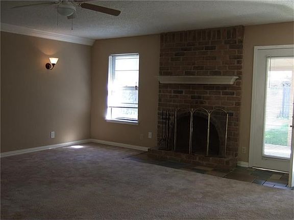 3rd image of 11915 Nene Dr