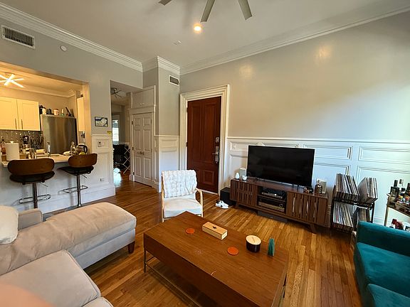2nd image of 469 Massachusetts Ave APT 2