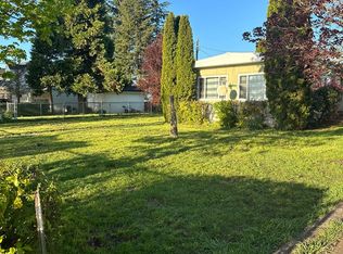 9235 Helmick Rd, Monmouth, OR 97361