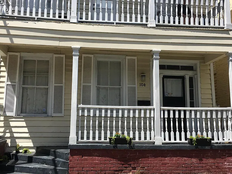 104 W Duffy St — Photo 16