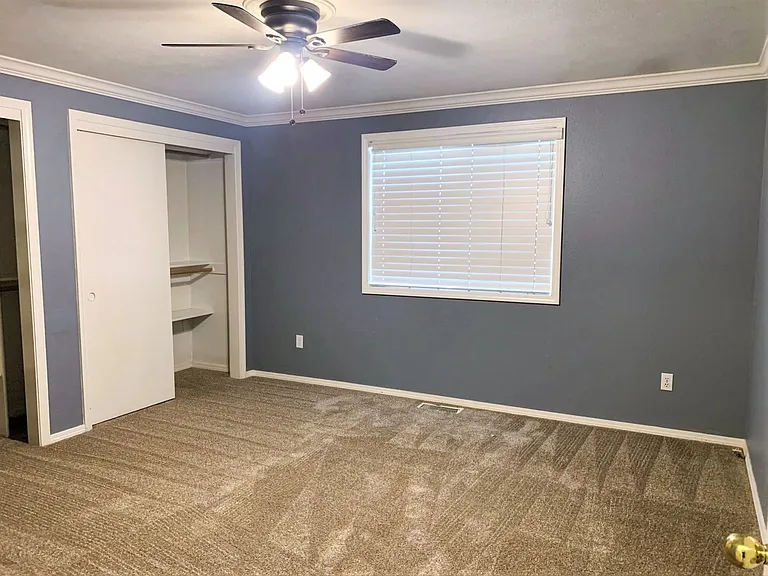 6902 N Prescott Ave — Photo 14