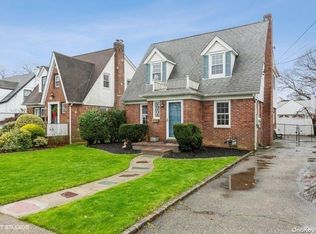 1508 Kenneth Ave, Baldwin, NY 11510