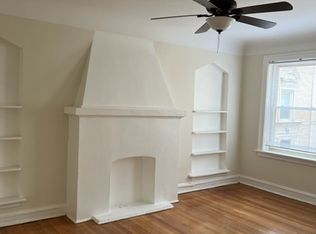 2240 W Farwell Ave #3A, Chicago, IL 60645