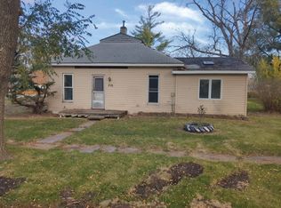 310 W Park St, Ollie, IA 52576