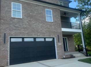 3592 Harper Woods Ln, Lexington, KY 40515