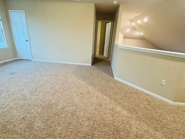 113 Queen Anne Dr — Photo 49