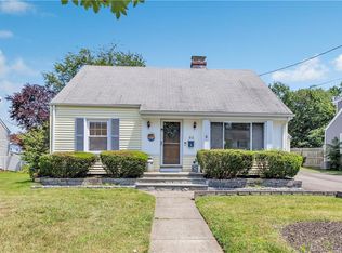 93 Willow Ave, Stratford, CT 06615