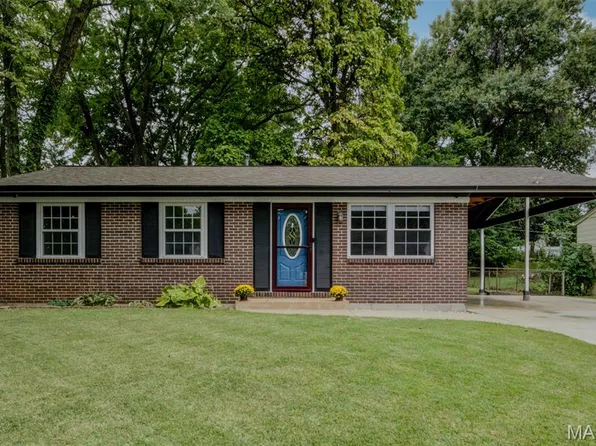 3215 Janton Ln, Saint Charles, MO 63301