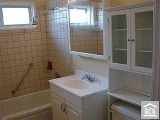 5th image of 10827 Fielding Dr