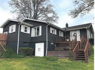 5215 Ridge Rd, Anderson, IN 46013