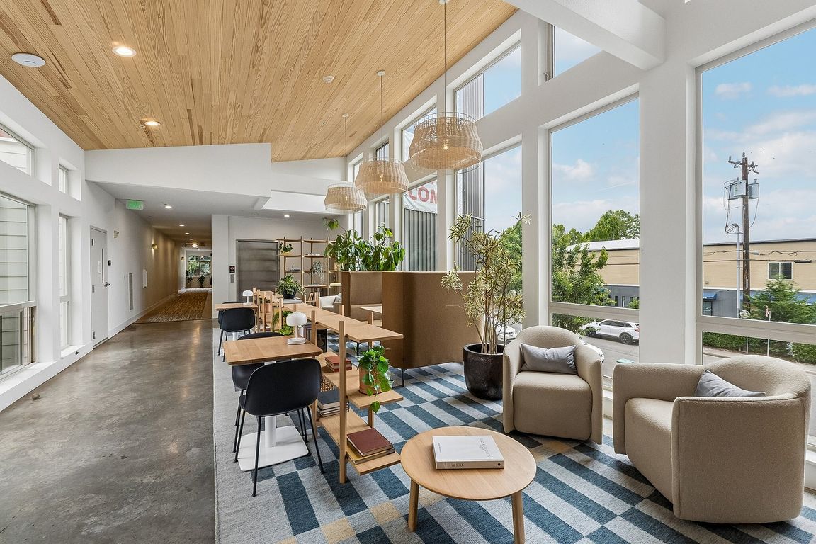 61-web-or-mls-N 152nd St-2606-901