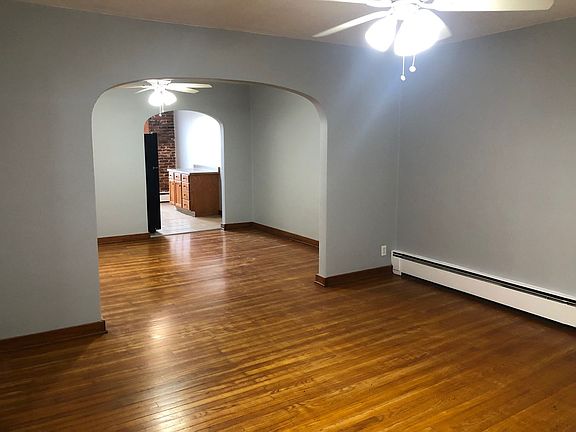 3rd image of 403 Hampshire St #3